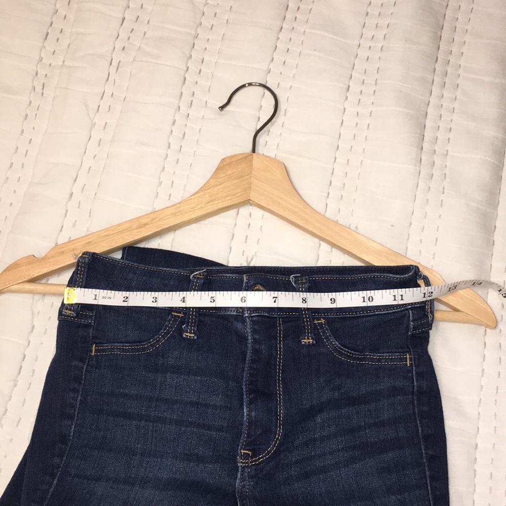 Jeans - Picture 3 of 4